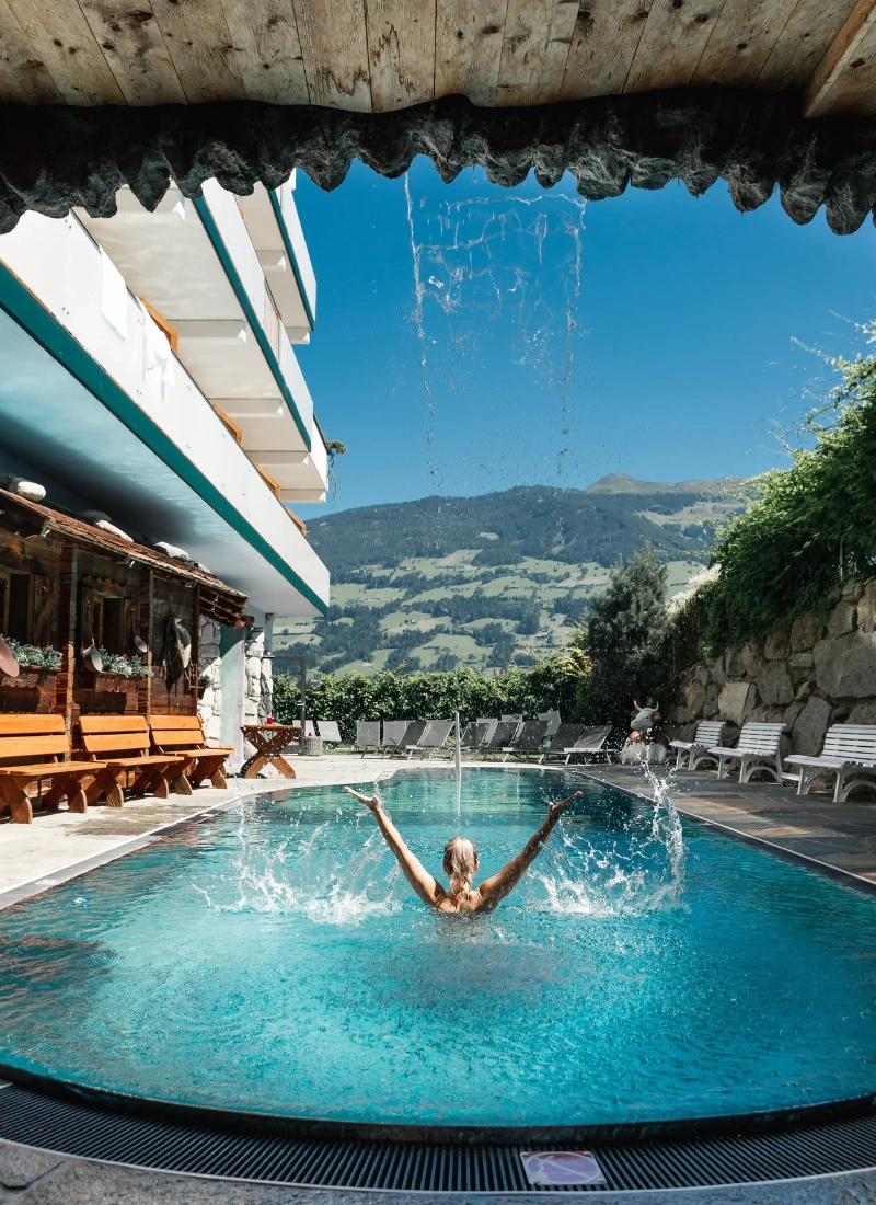 Outdoorpool im Kohlerhof