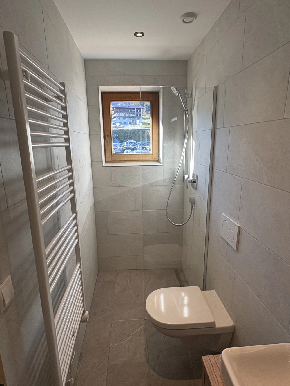 Dusche & WC Einzelzimmer